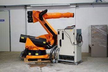 KUKA KR150-2 2000 150kg 2700mm